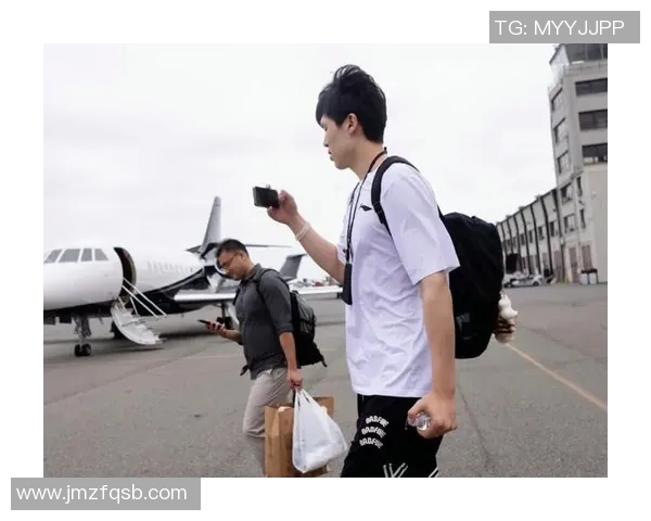 你觉得自己今天个人表现如何？杨瀚森：No bad！So So😅