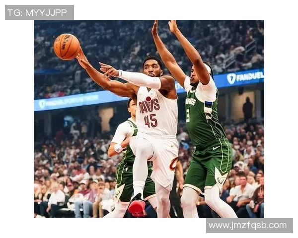 雄鹿击败黄蜂，字母哥复出持续连胜，多人20+又有争冠机会了吗？